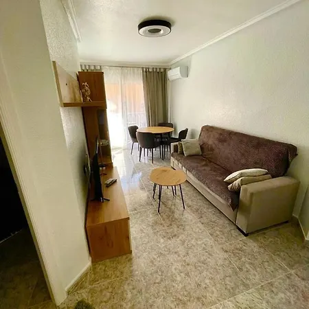 Capitan Friday Апартаменты Торевьиа